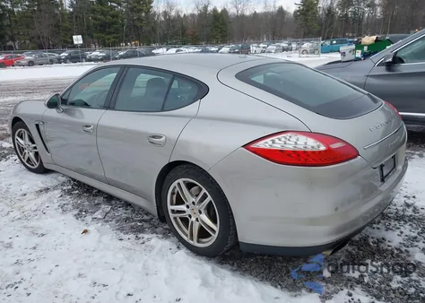 2012 Porsche Panamera 4 z USA, uszkodzony, nr VIN WP0AA2A72CL014056